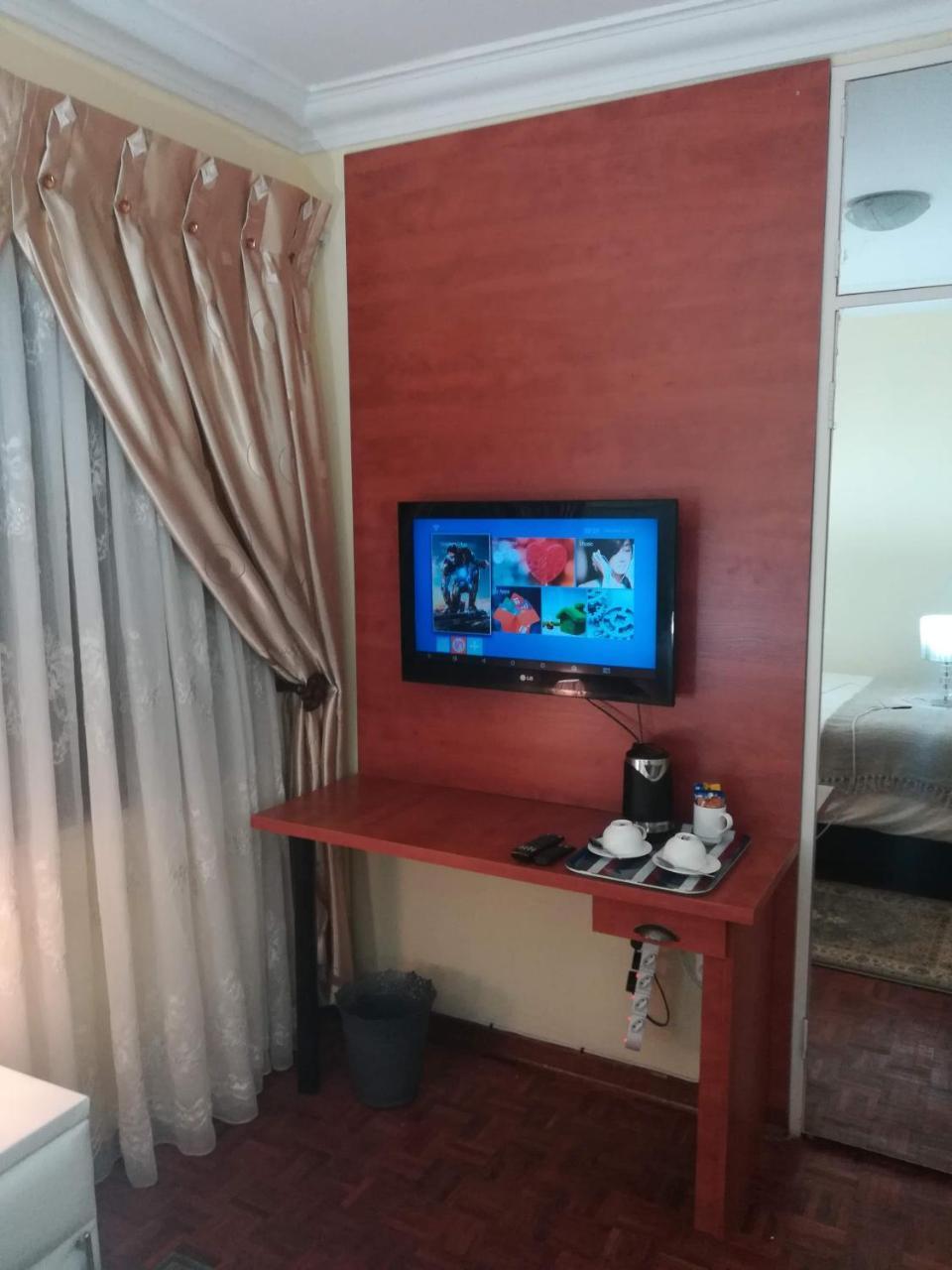 Lalela House Apartment Johannesburg Bagian luar foto