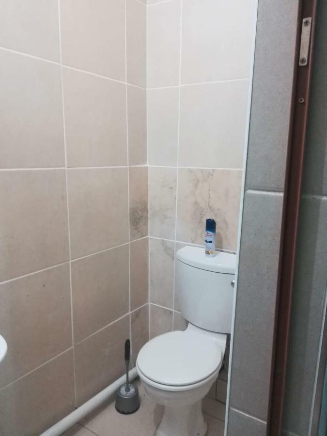Lalela House Apartment Johannesburg Bagian luar foto
