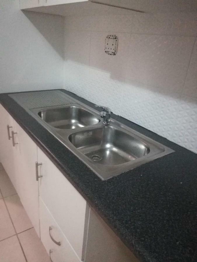 Lalela House Apartment Johannesburg Bagian luar foto